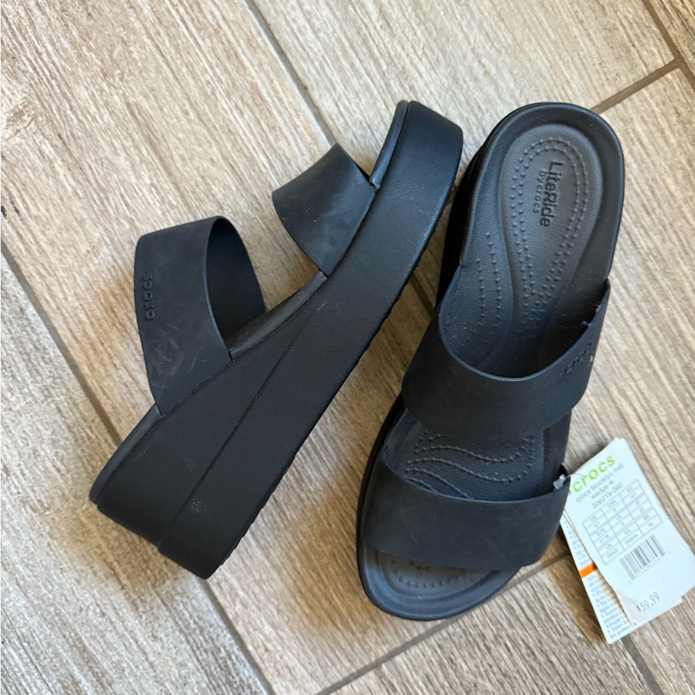 Black Crocs wedge Sandals
